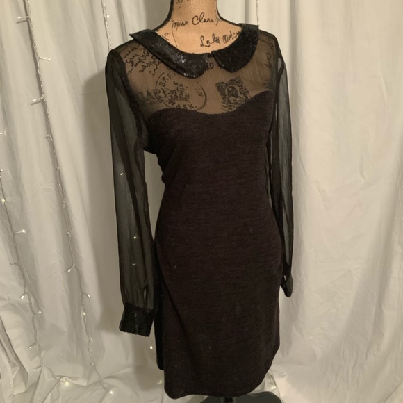 Vince Camuto Dresses & Skirts - Elegant & beautiful black dress